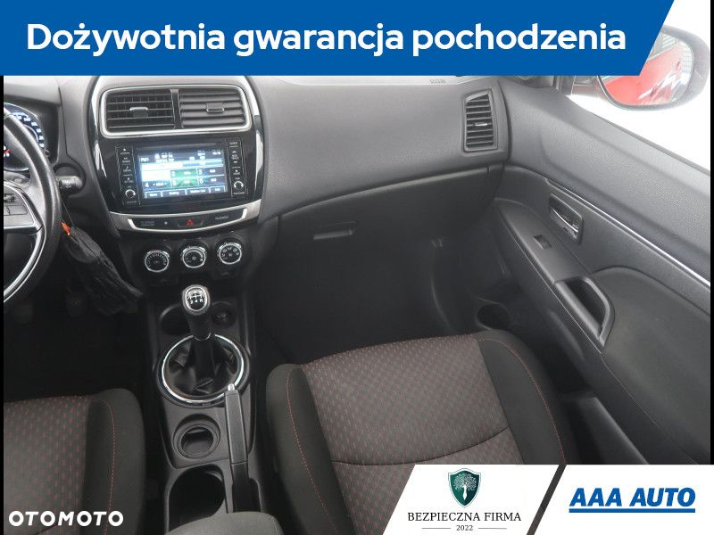 Mitsubishi ASX - 9