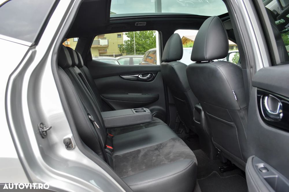Nissan Qashqai 1.6 DCI Xtronic TEKNA - 29