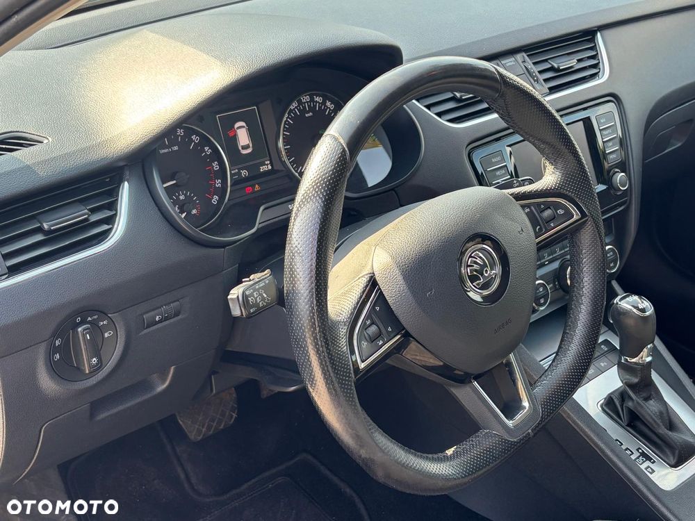 Skoda Octavia 2.0 TDI 4x4 DSG L&K - 6