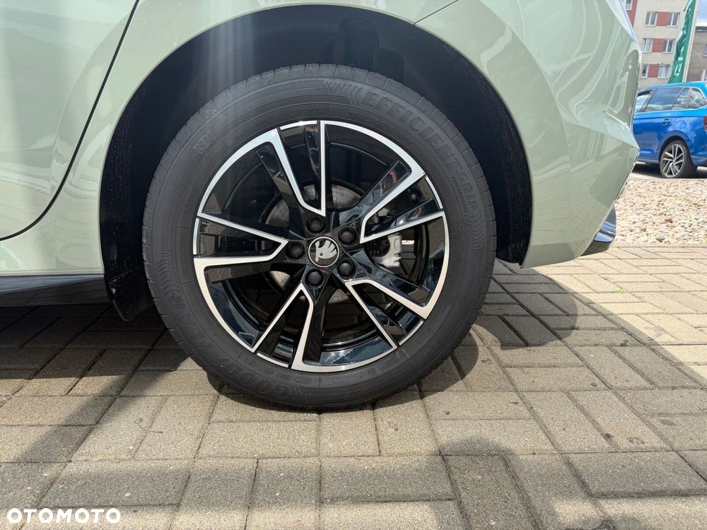 Skoda Fabia 1.0 TSI Monte Carlo - 29