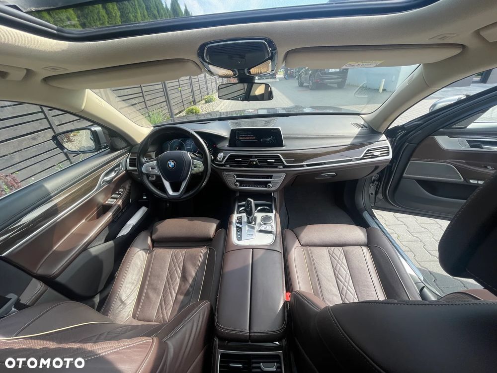 BMW Seria 7 740Le iPerformance - 5