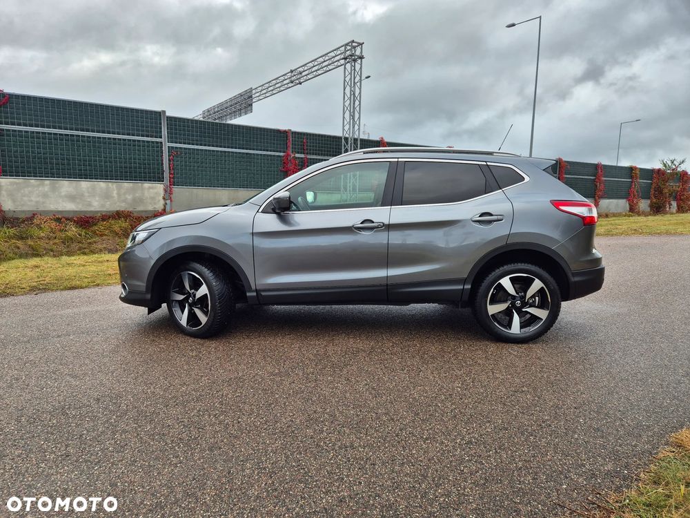 Nissan Qashqai 1.2 DIG-T N-Connecta Xtronic EU6 - 2