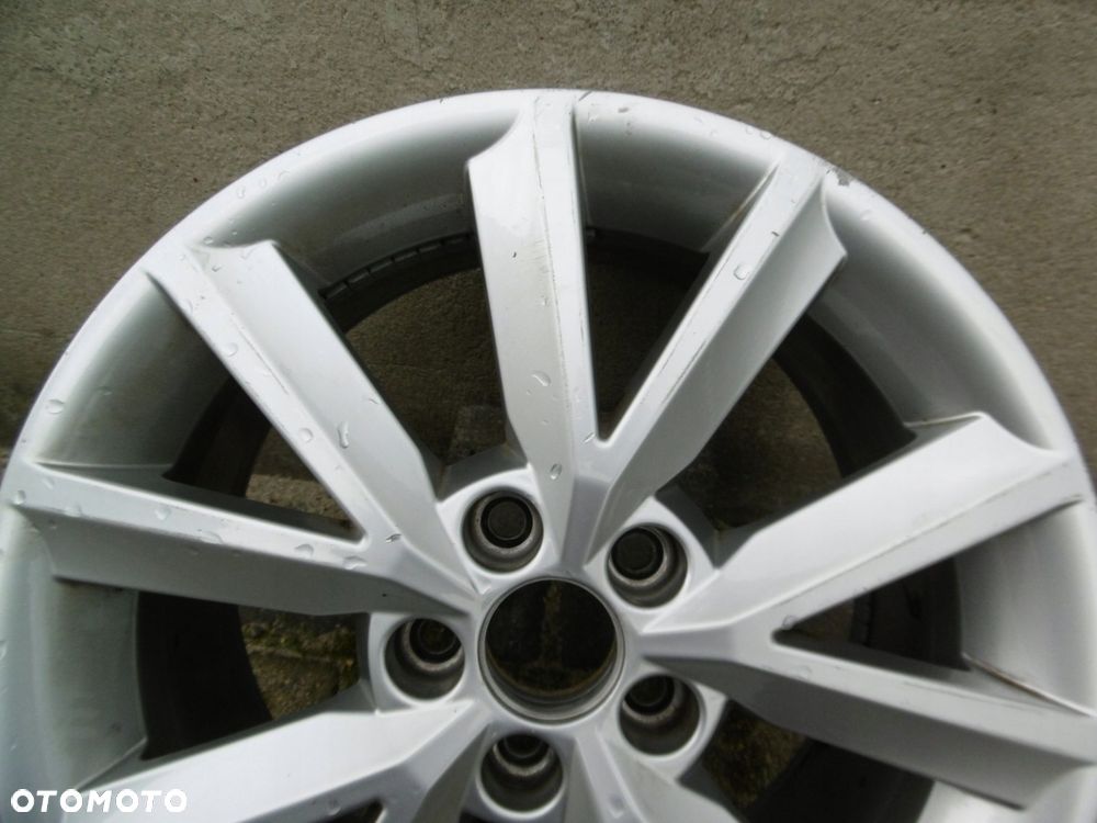 SKODA RAPID 5JA 7Jx16H2 ET46 5X100 - felga - 2