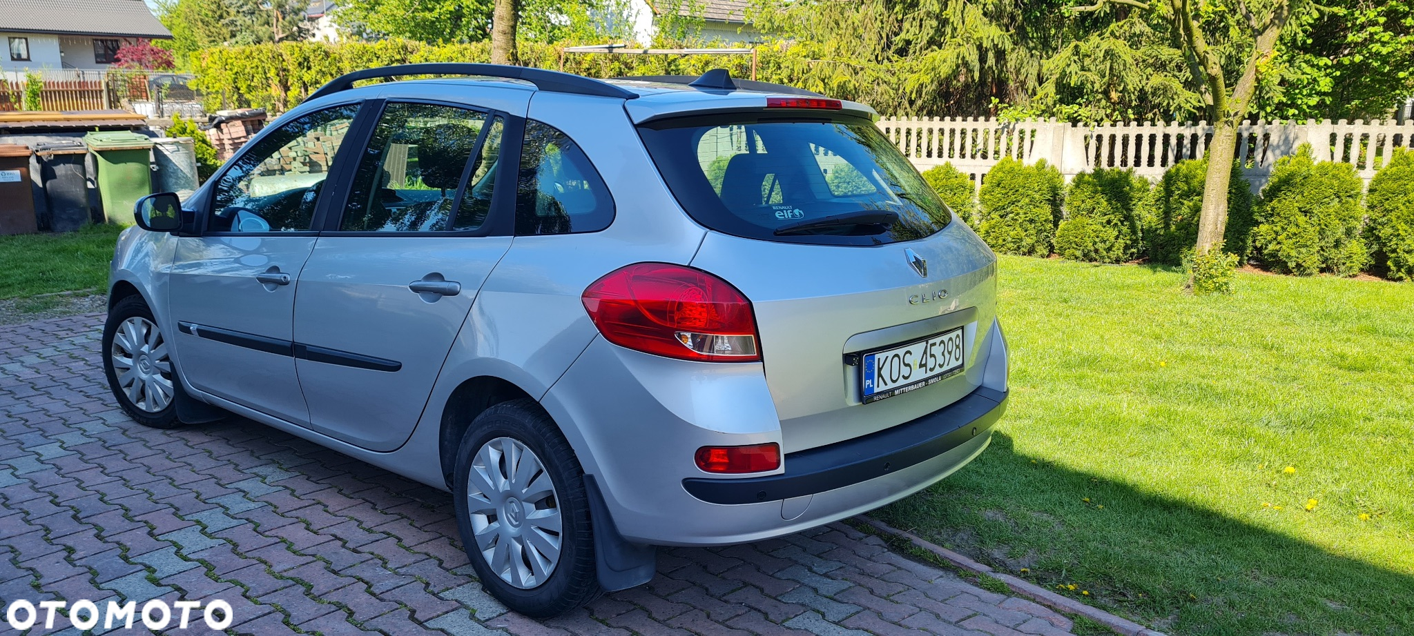 Renault Clio 1.2 16V 75 Collection - 8