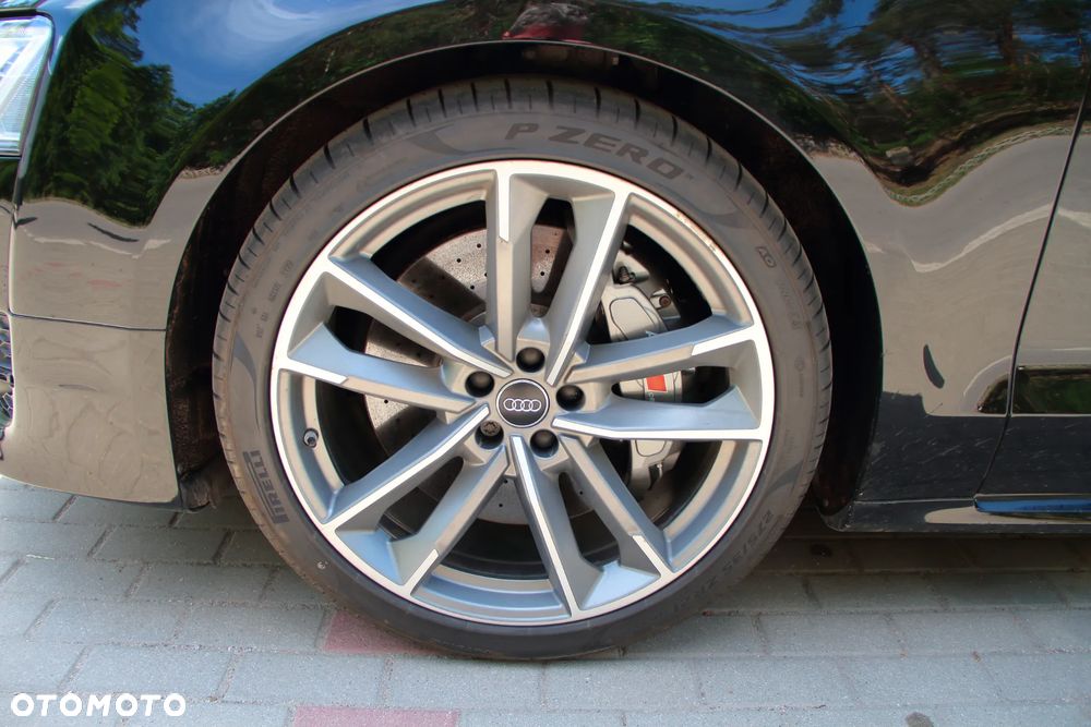 Audi S8 Standard - 37