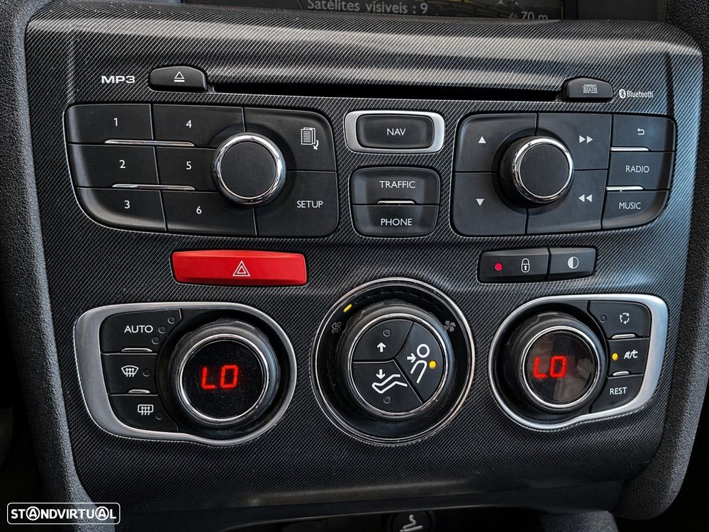 Citroën C4 1.6 HDi Attraction - 12