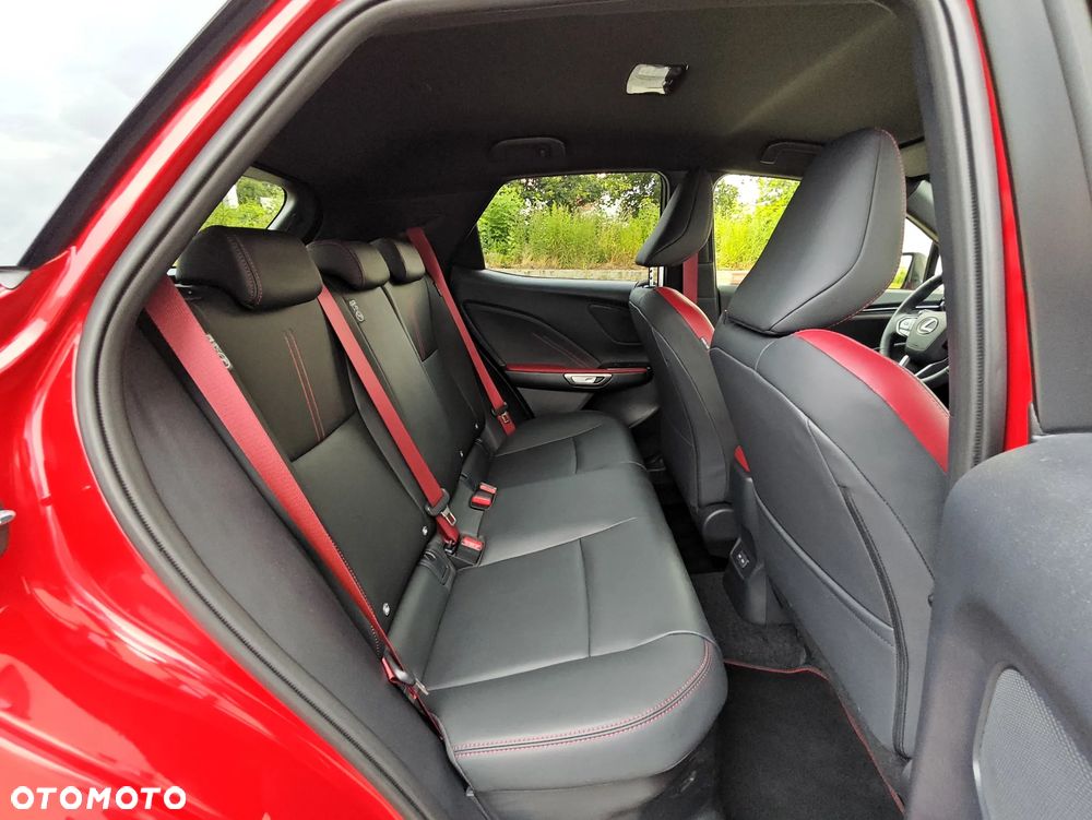 Lexus LBX 1.5 Hybrid Vibrant Edition - 14
