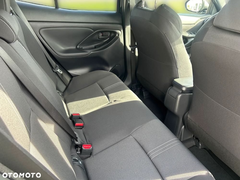 Toyota Yaris Cross Hybrid 1.5 Style - 37