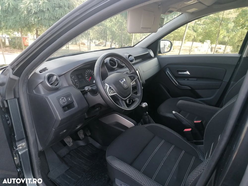Dacia Duster dCi 110 FAP 4x4 Prestige - 33