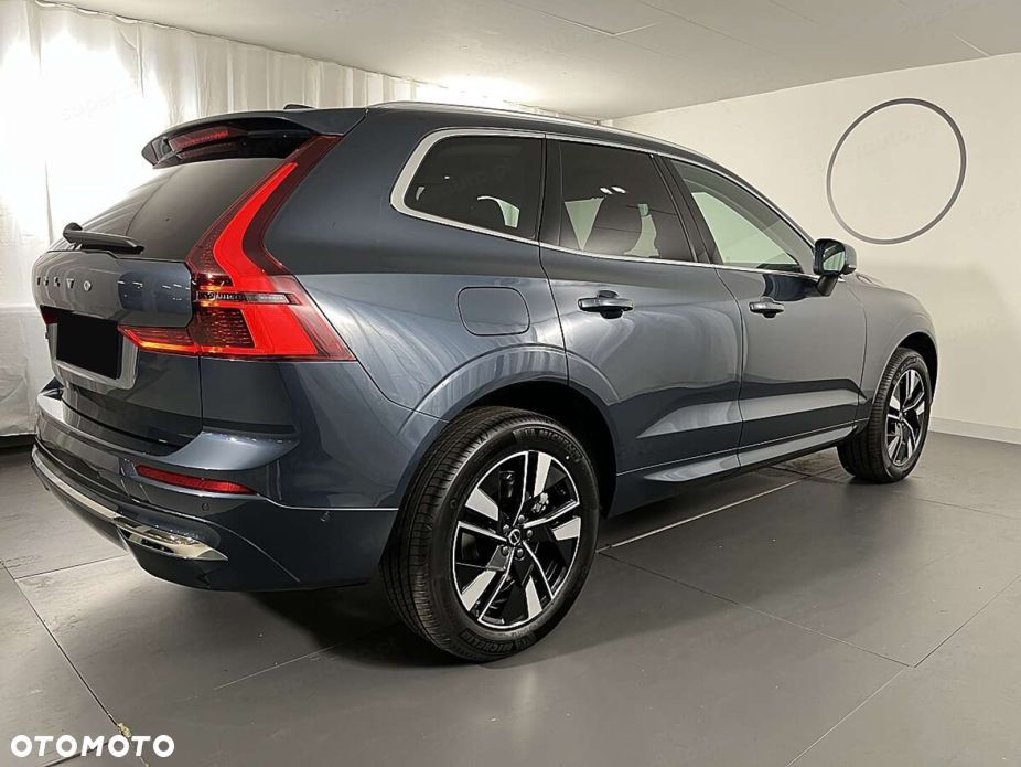 Volvo XC 90 B5 B AWD Plus Bright - 5