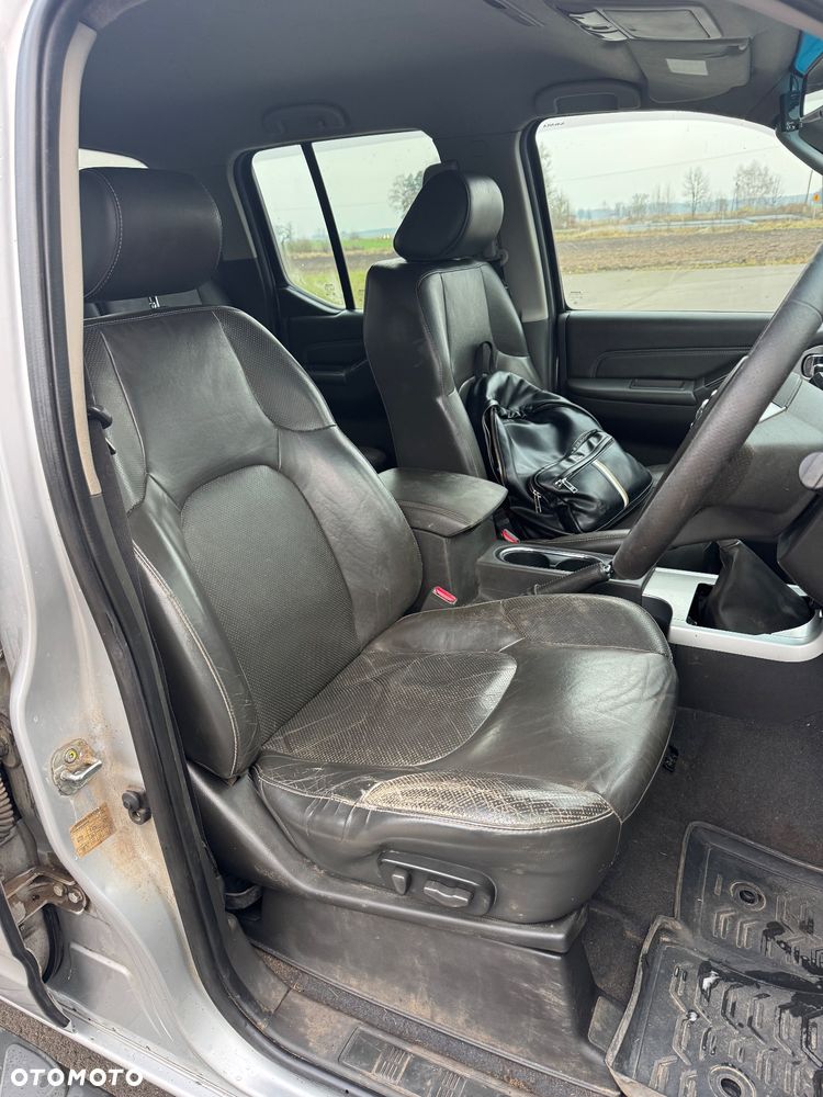 Nissan Navara ver-2-5-tdi-base-xe - 25