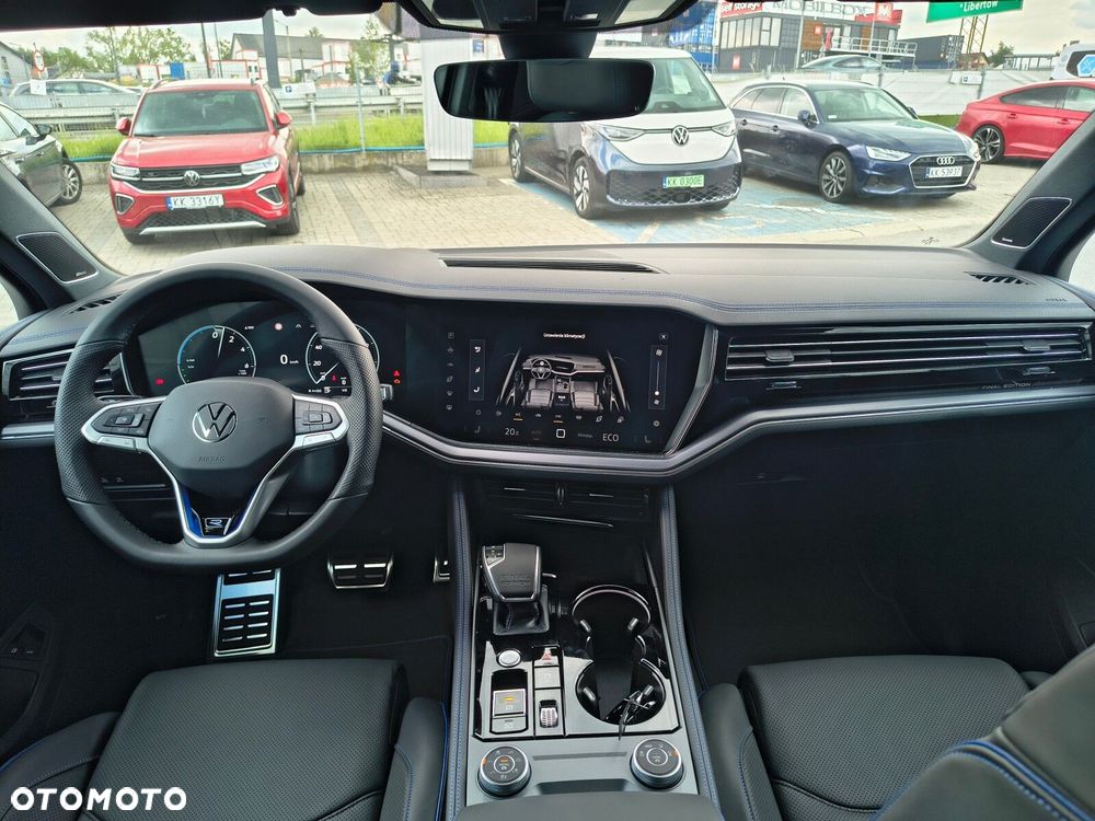 Volkswagen Touareg - 15