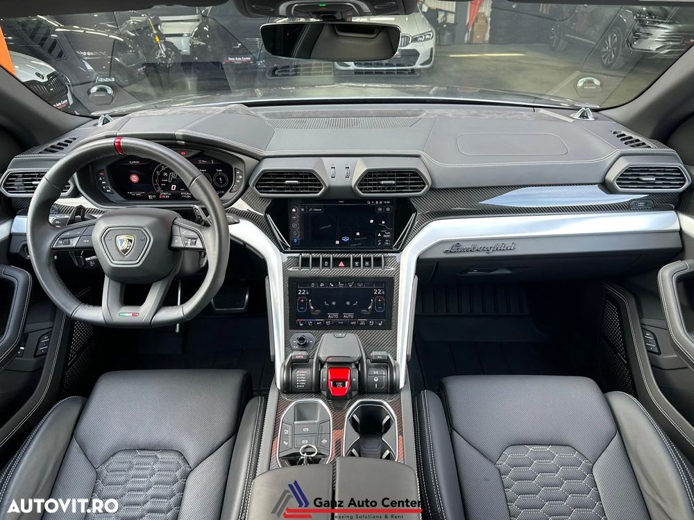 Lamborghini URUS Standard - 10