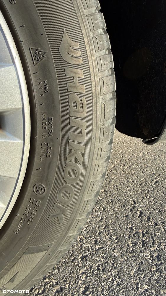 Volkswagen Passat 2.0 FSI Individual - 29