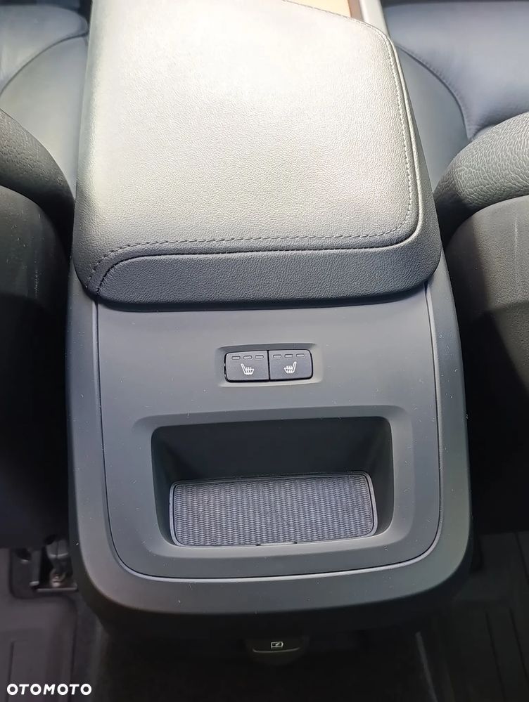 Volvo S60 B5 B AWD Inscription - 17