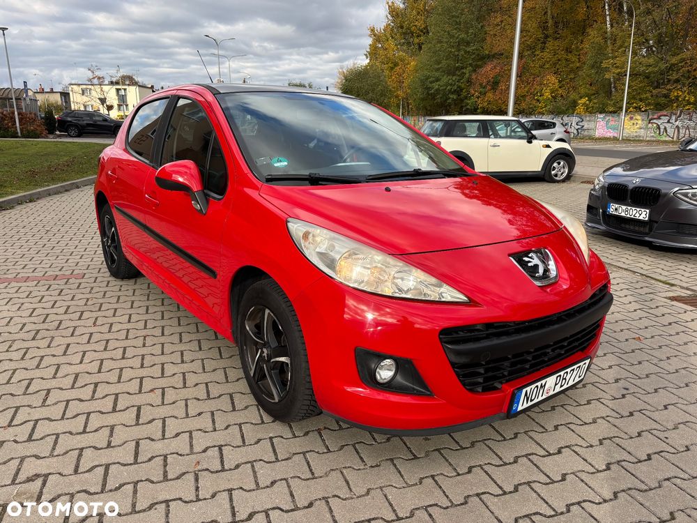 Peugeot 207 95 VTi Urban Style - 10