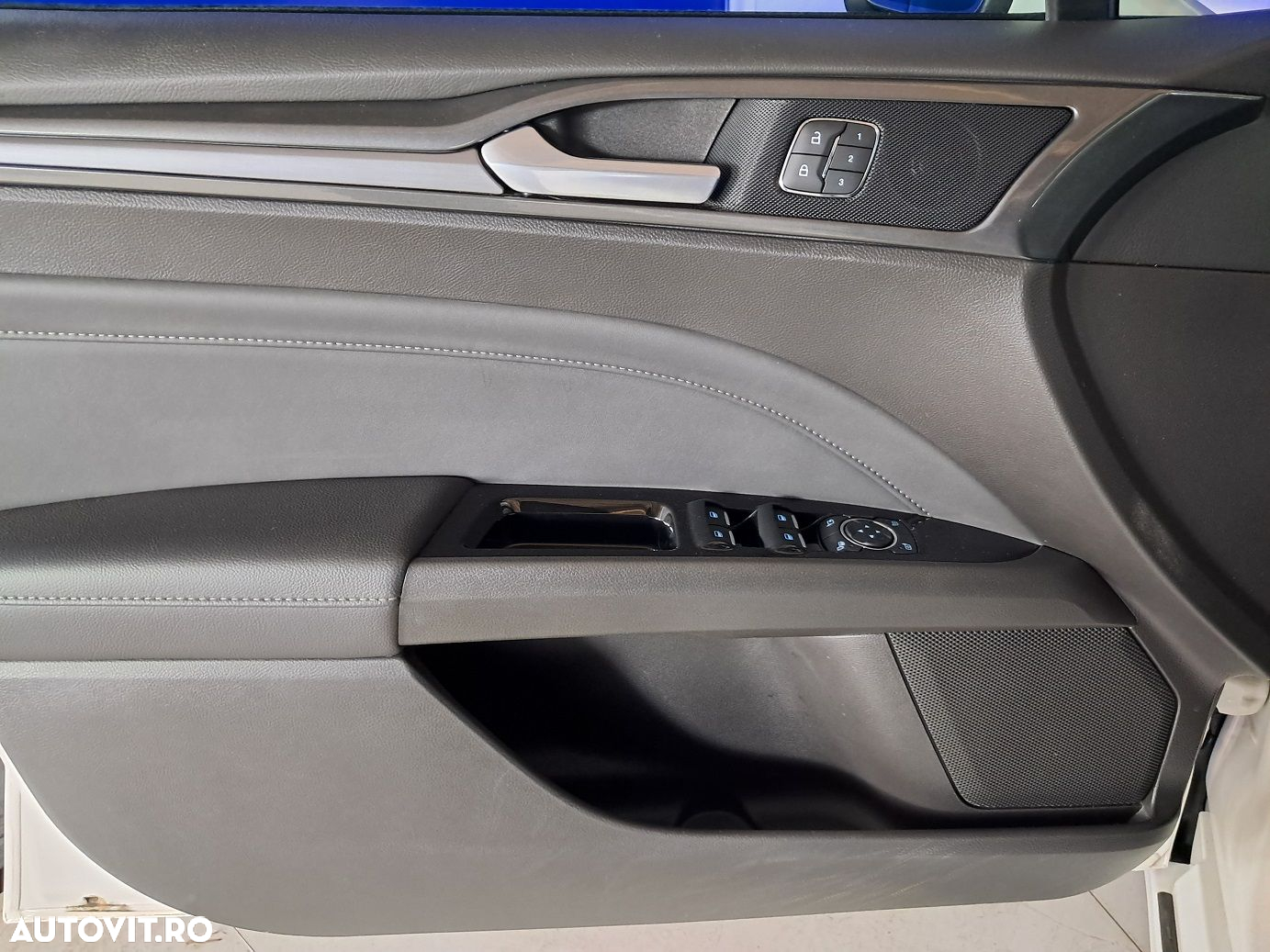 Ford Mondeo - 20