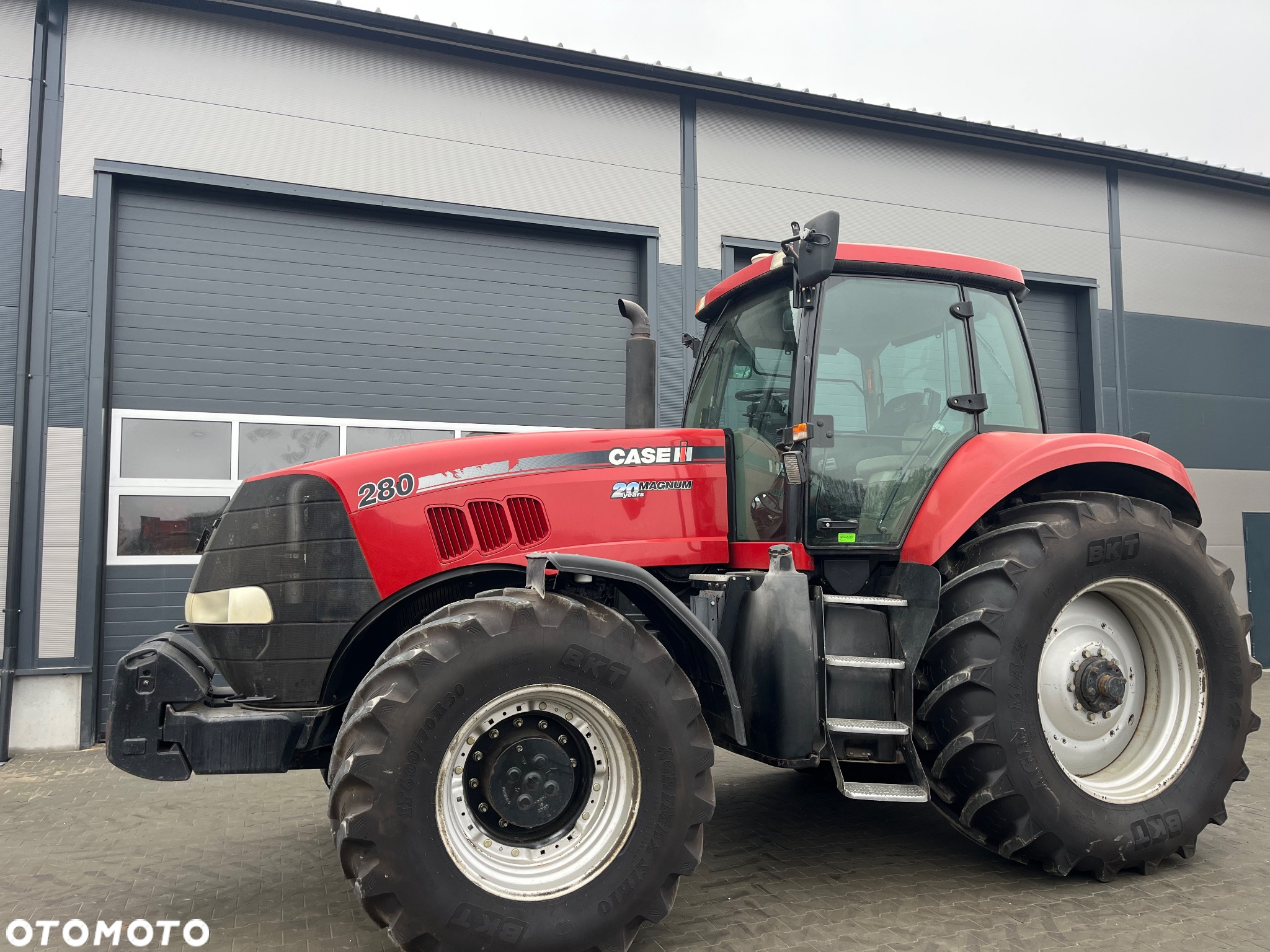 Case IH Magnum 280 - 11