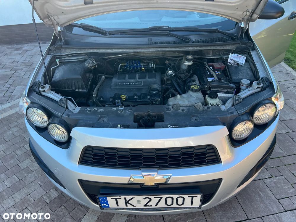 Chevrolet Aveo 1.2 LS - 25