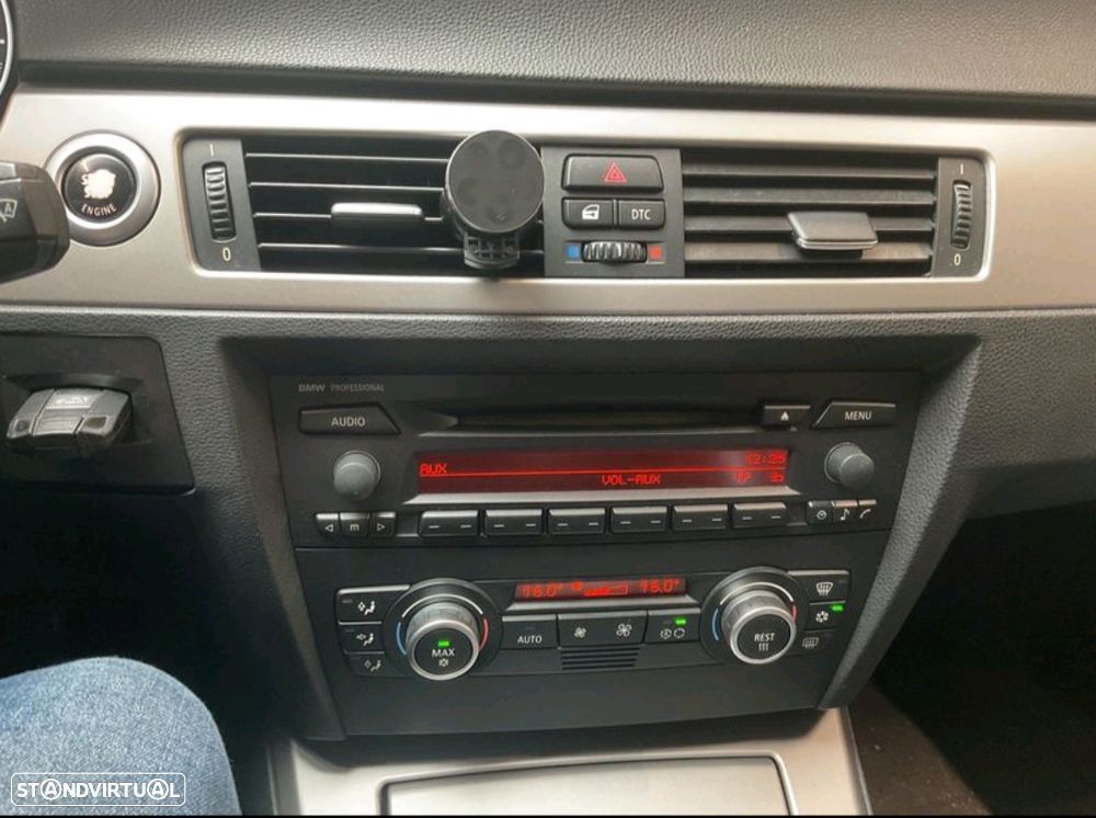 BMW 318 Gran Turismo - 12