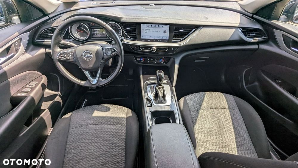 Opel Insignia - 20