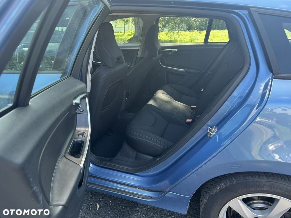 Volvo V60 - 12