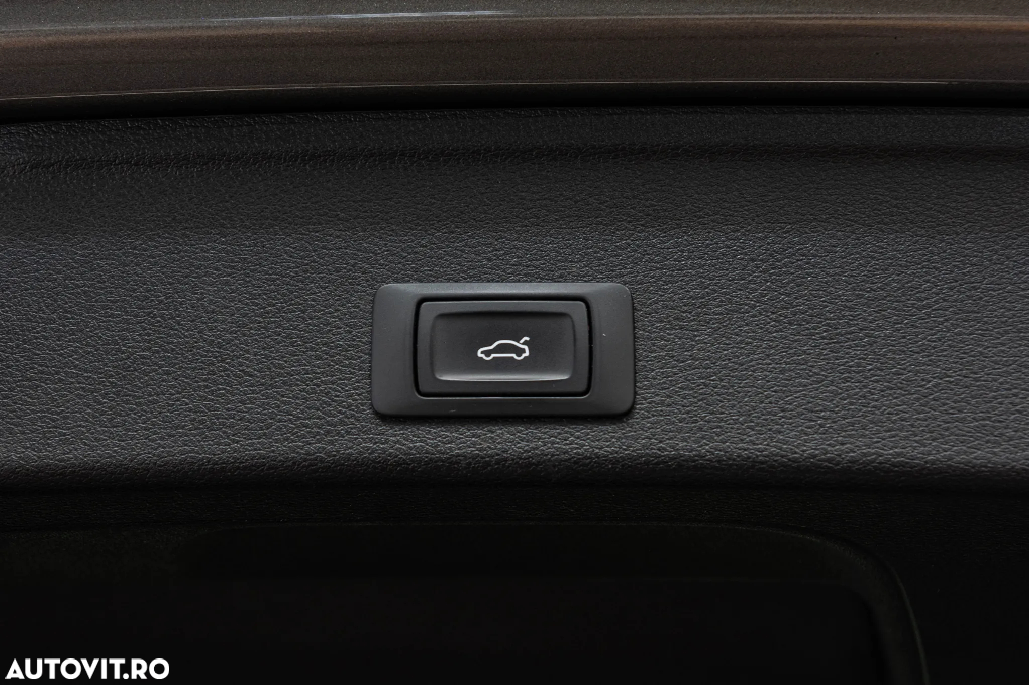 Audi A4 Avant 40 TDI S tronic - 16
