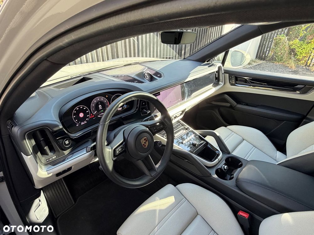 Porsche Cayenne E-Hybrid - 25