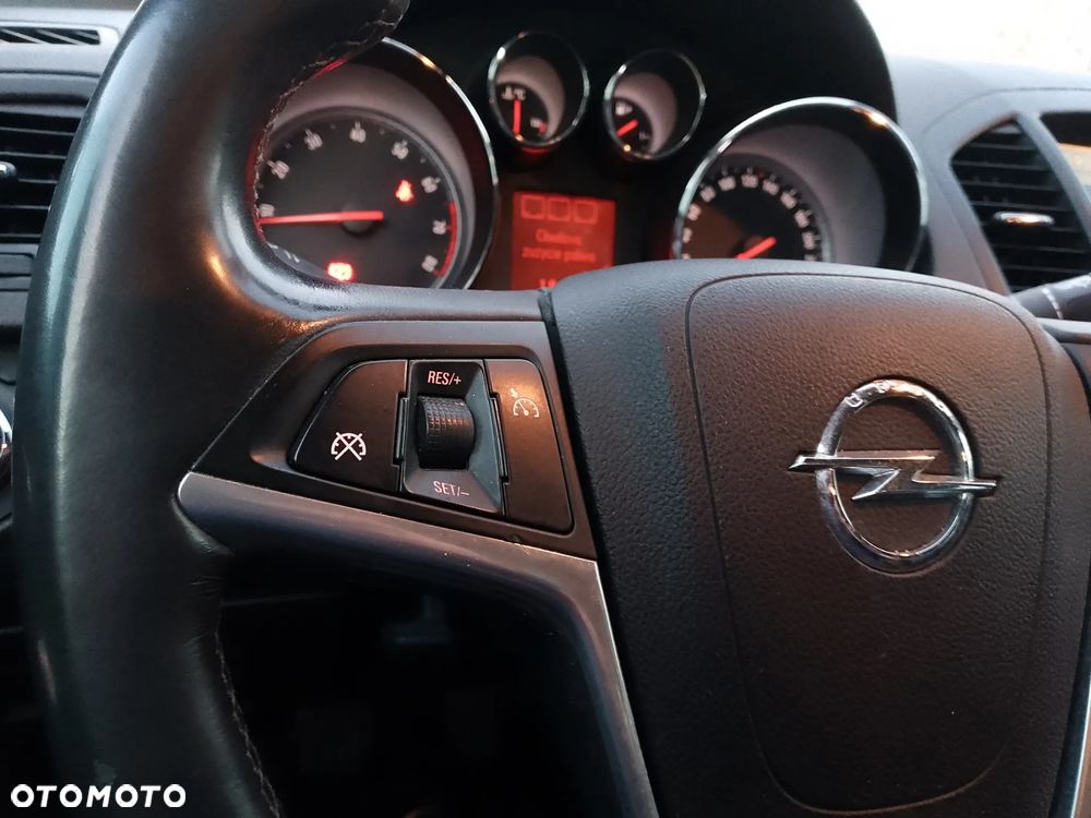 Opel Insignia 1.8 Design Edition - 27