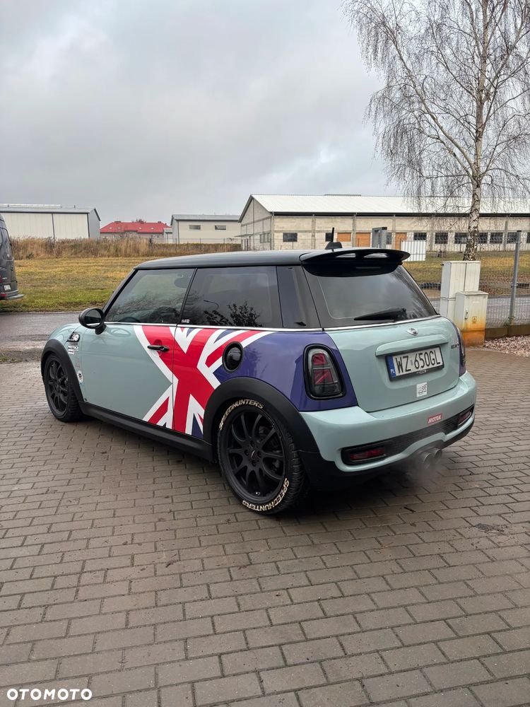 MINI Cooper S - 6