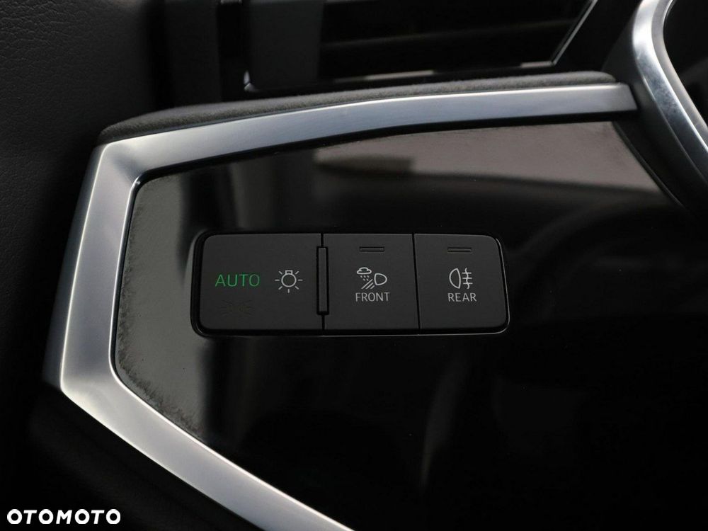 Audi Q3 45 TFSI e S Line S tronic - 38