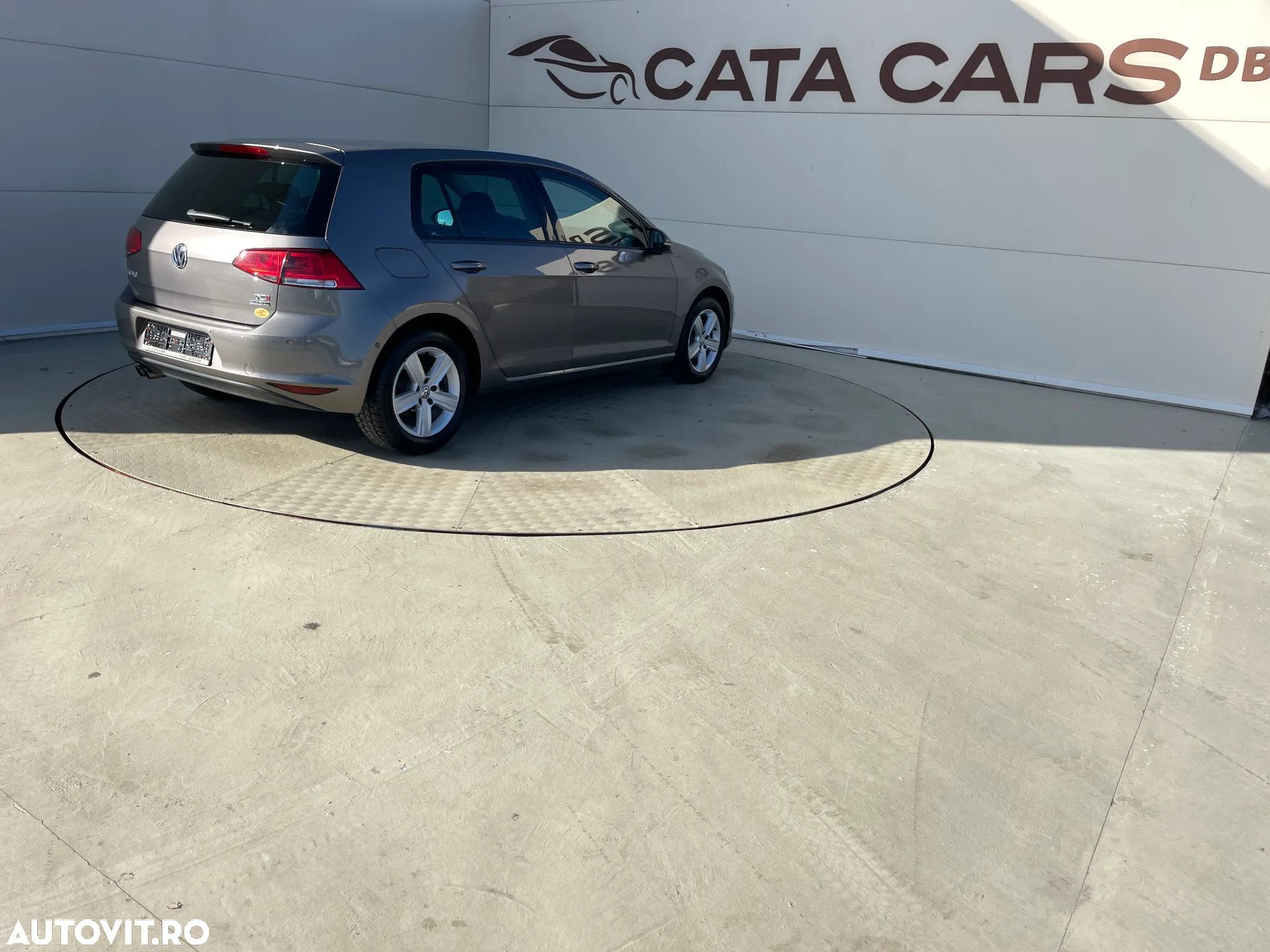 Volkswagen Golf 1.4 TSI DSG Comfortline - 15