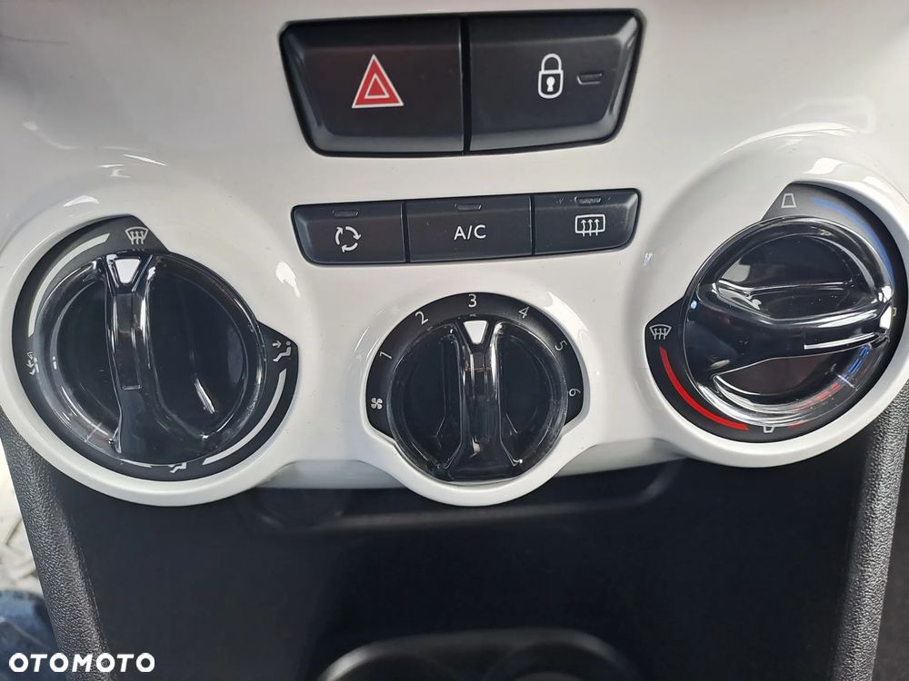 Peugeot 208 82 VTI Active - 19