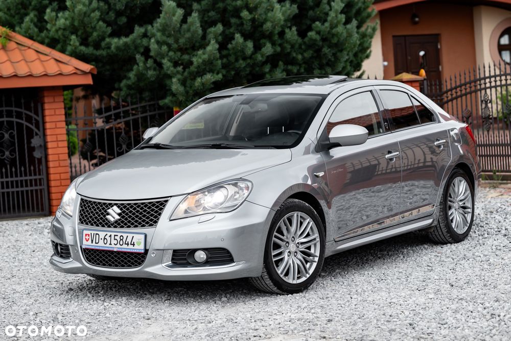 Suzuki Kizashi 2.4 4x4 CVT Sport - 5