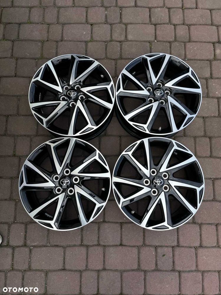 Oryginalne alufelgi Toyota 5x100 16 cali CZUJNIKI YARIS BICOLOR - 4