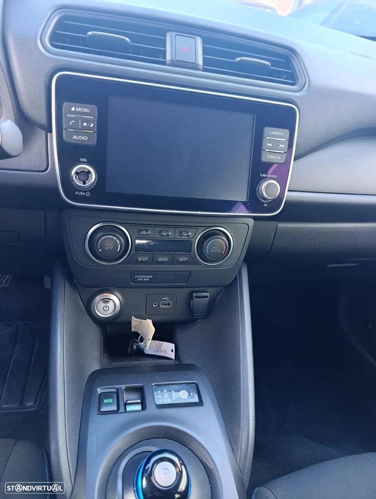 Nissan Leaf - 6