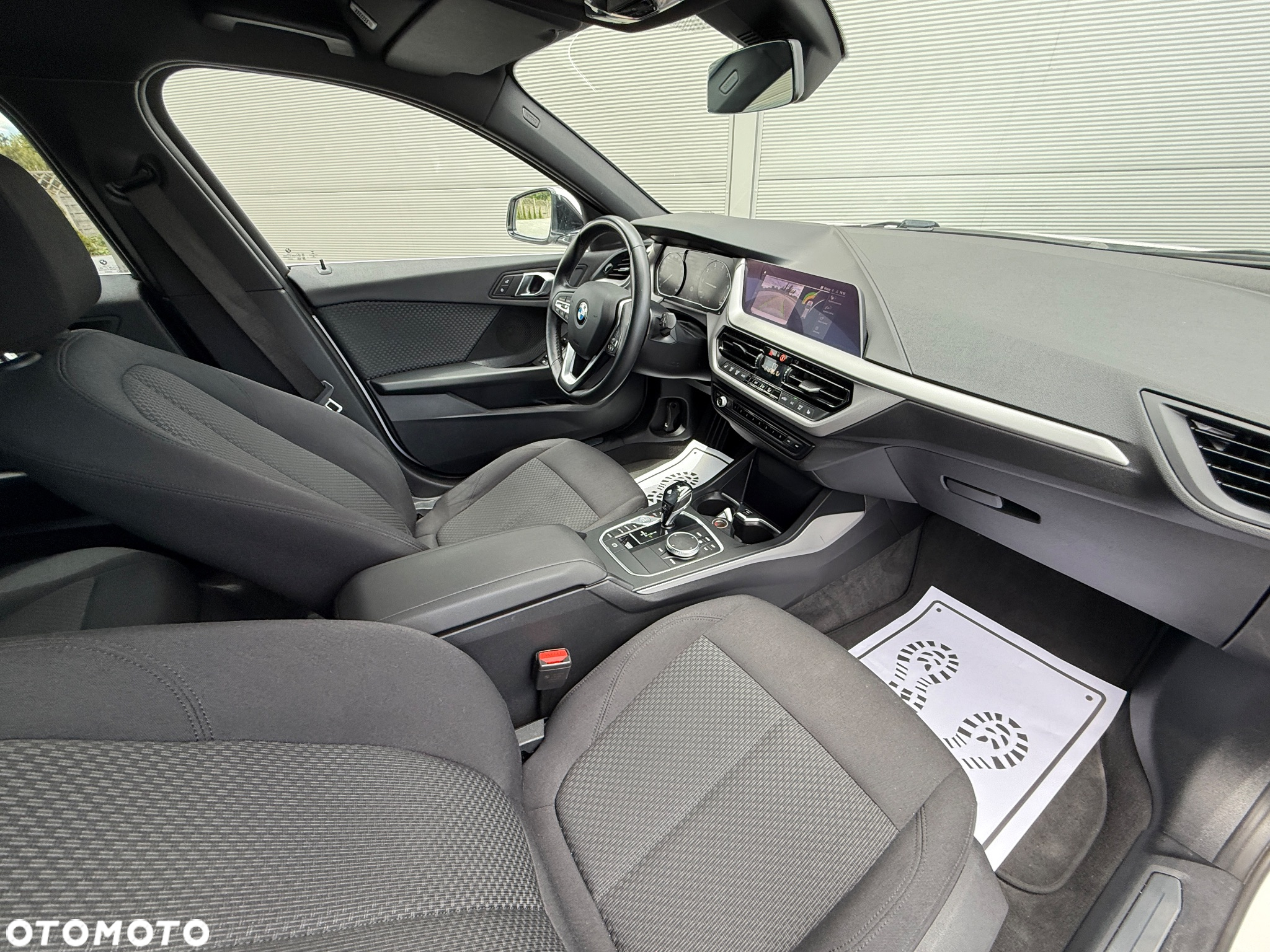 BMW Seria 1 118i M Sport - 8