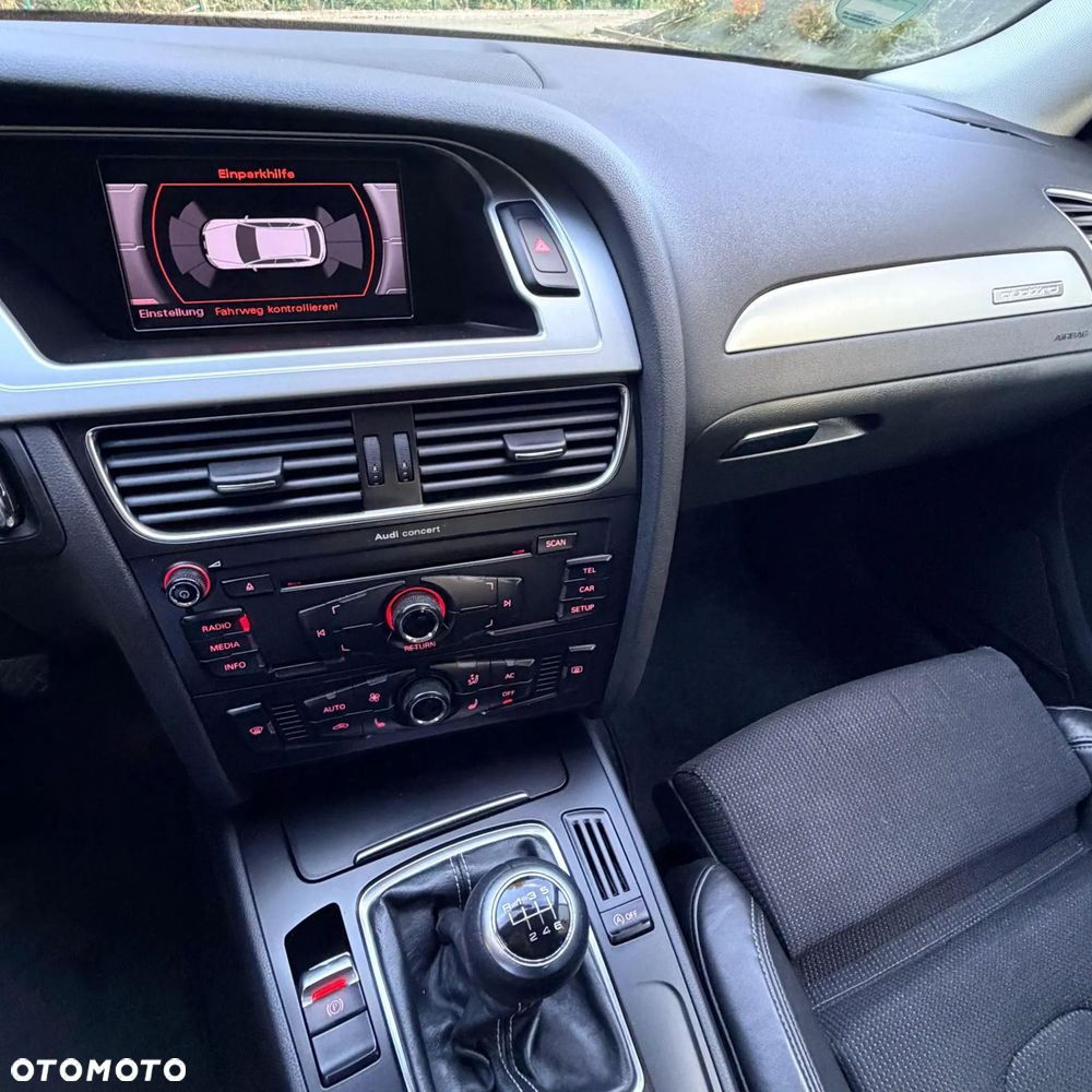 Audi A4 Avant 2.0 TDI DPF quattro S line Sportpaket (plus) - 15