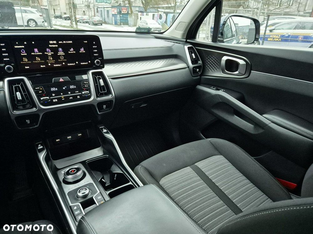 Kia Sorento 1.6 T-GDI HEV L 7os - 34