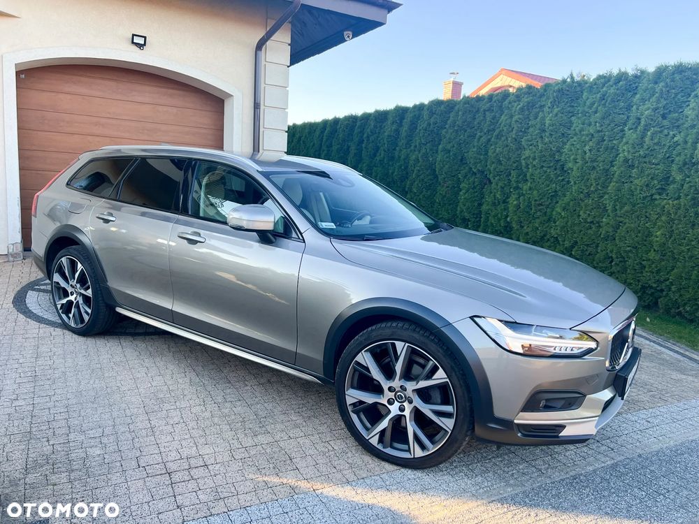 Volvo V90 2021 photo 2