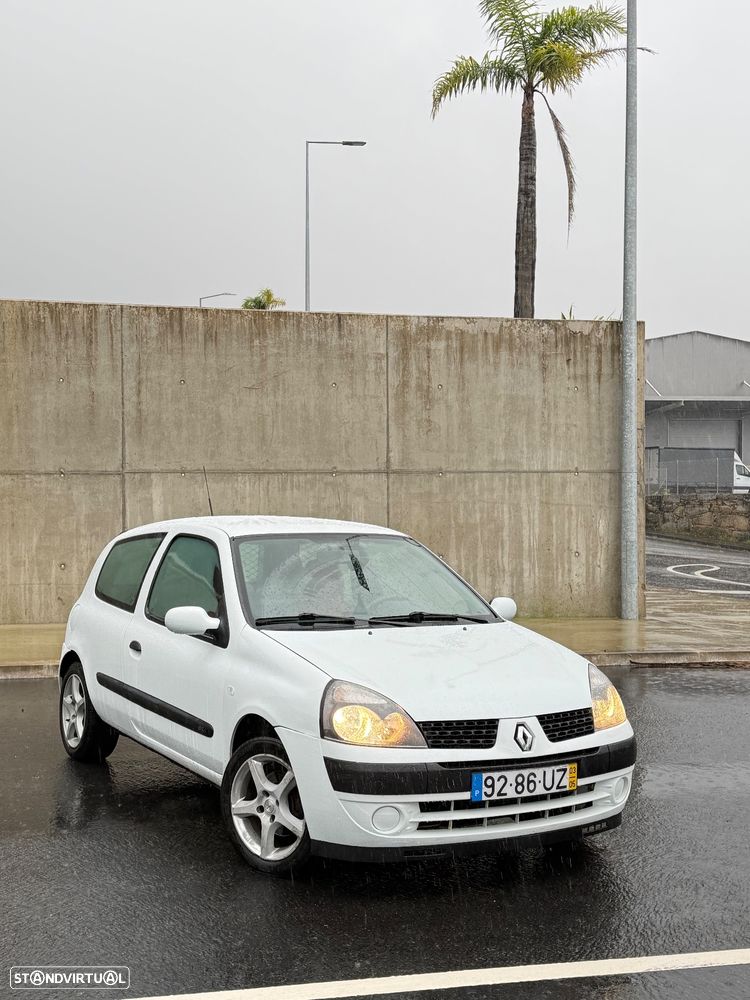 Renault Clio 1.5 dCi Confort - 1
