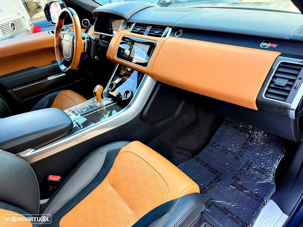 Land Rover Range Rover Sport P575 5.0 V8 SVR Carbon Edition - 29