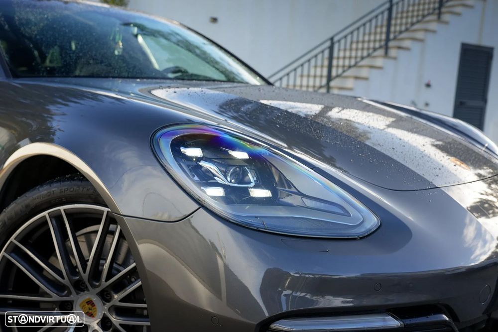 Porsche Panamera Sport Turismo 4 E-Hybrid Edition 10 Anos - 2