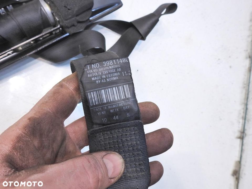 PAS BEZPIECZEŃSTWA NAPINACZ PRAWY PRZÓD V70 III - 4