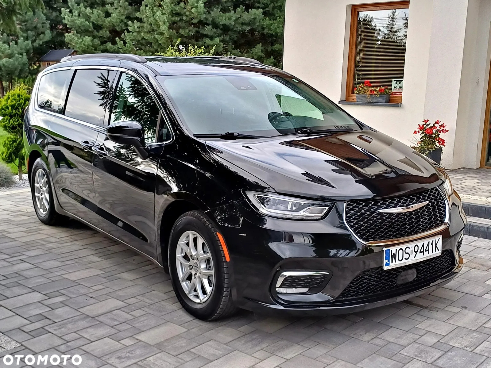Chrysler Pacifica - 27