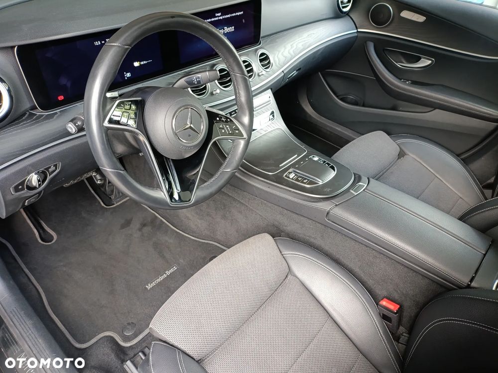 Mercedes-Benz Klasa E - 7