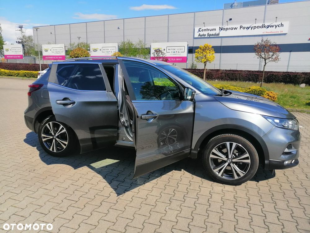 Nissan Qashqai 1.3 DIG-T N-Connecta - 4