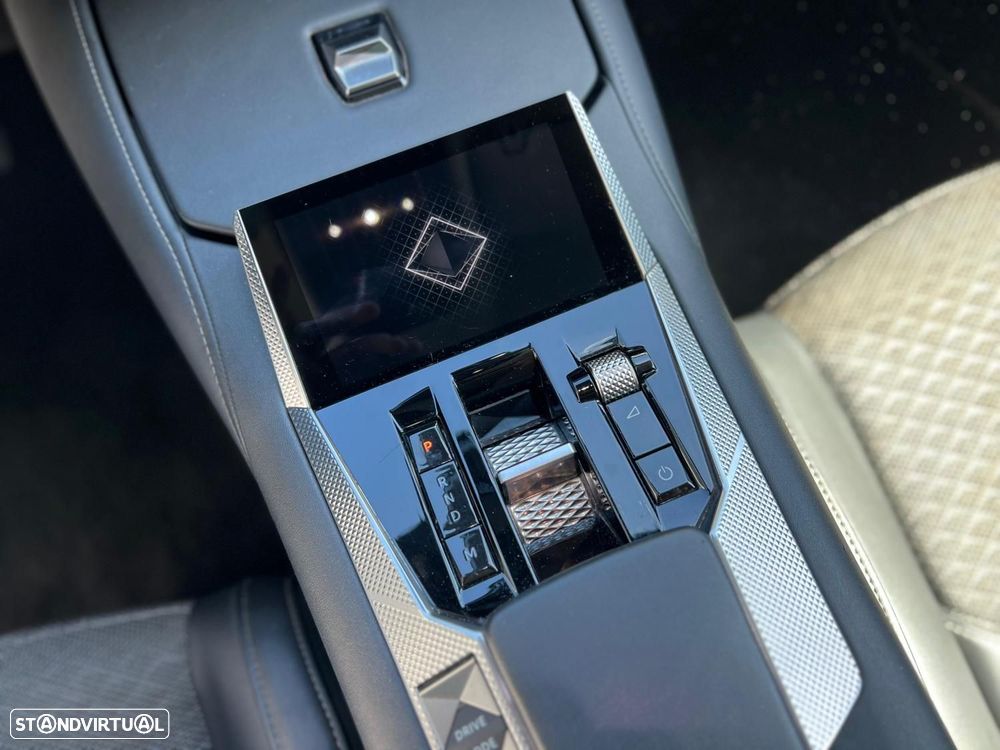 DS DS4 1.5 BlueHDi Trocadero EAT8 - 13