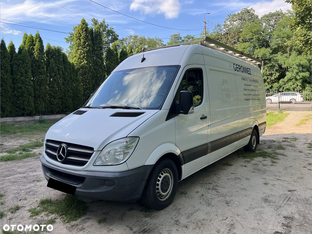 Mercedes-Benz Sprinter - 6