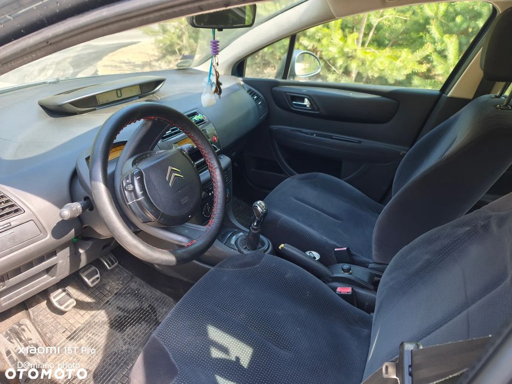 Citroën C4 1.6 16V Exclusive - 12